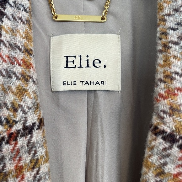 Elie Tahari cropped blazer - Picture 3 of 8